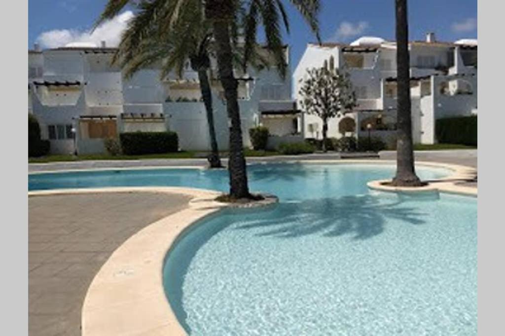 2 Bedroom, Sea Front Complex W Pool And Private Garden Jávea Exteriér fotografie